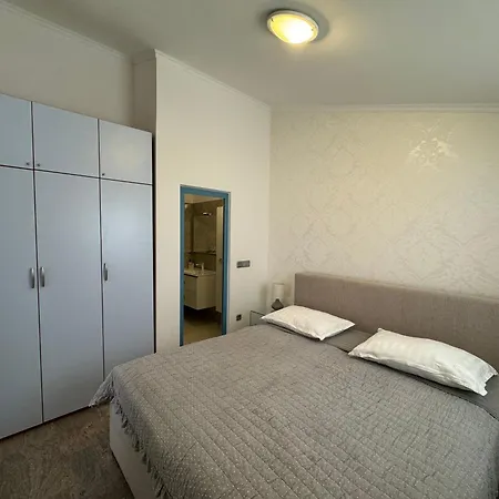 Al Mar On Bilotinjak Nin