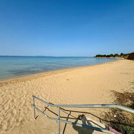 Al Mar 아파트 닌