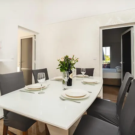 Apartamento Al Mar On Bilotinjak