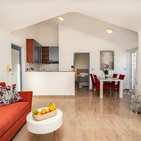 Apartamento Al Mar On Bilotinjak *