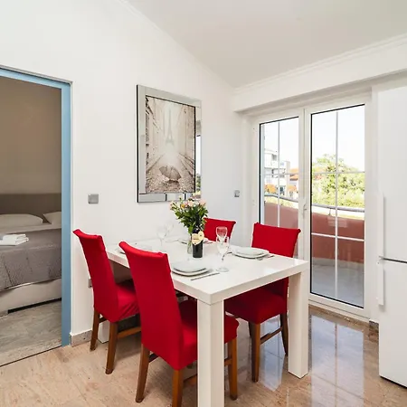 Al Mar On Bilotinjak Apartamento
